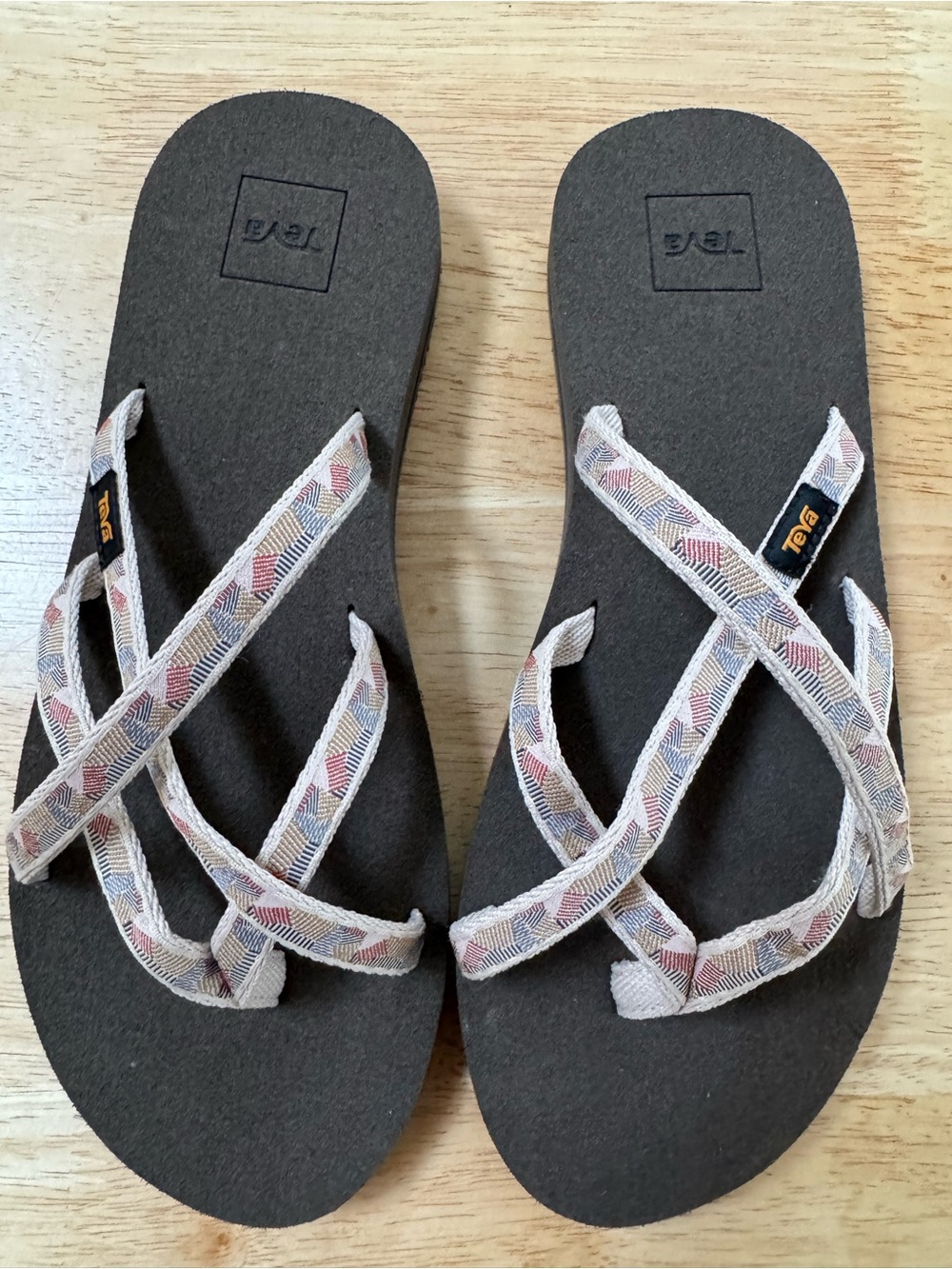 Teva Olowahu Strappy Comfort Sandals | Women’s Size 10 Multicolor Outdoorsy